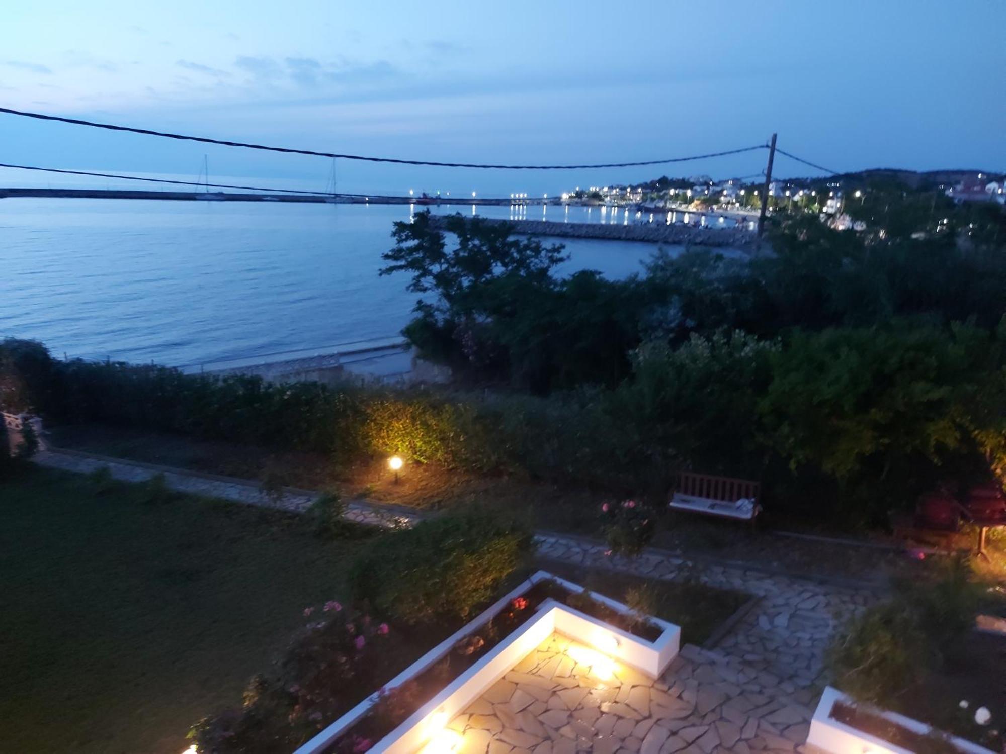 Aktaion Apartments Самотраки Екстериор снимка