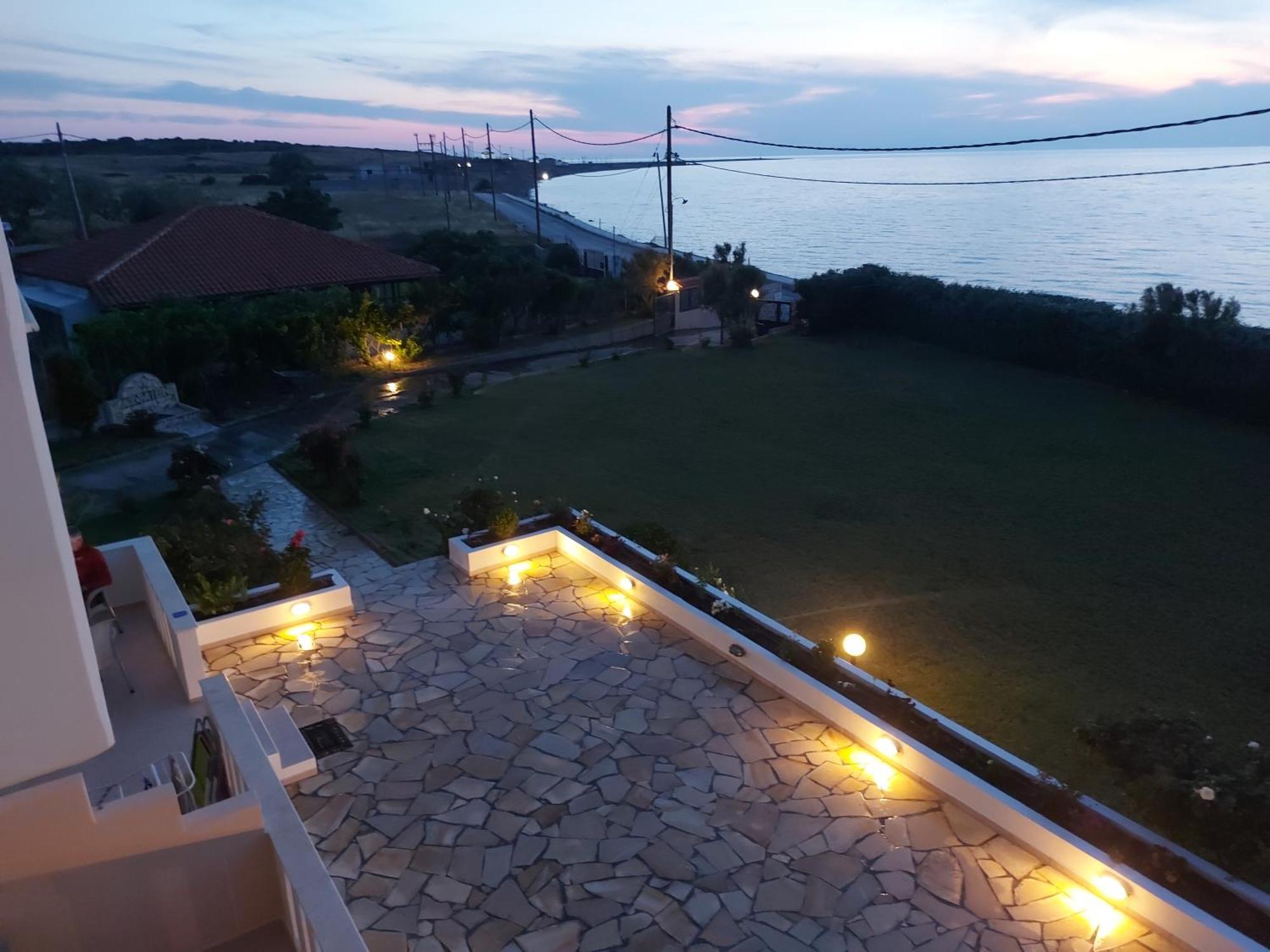 Aktaion Apartments Самотраки Екстериор снимка