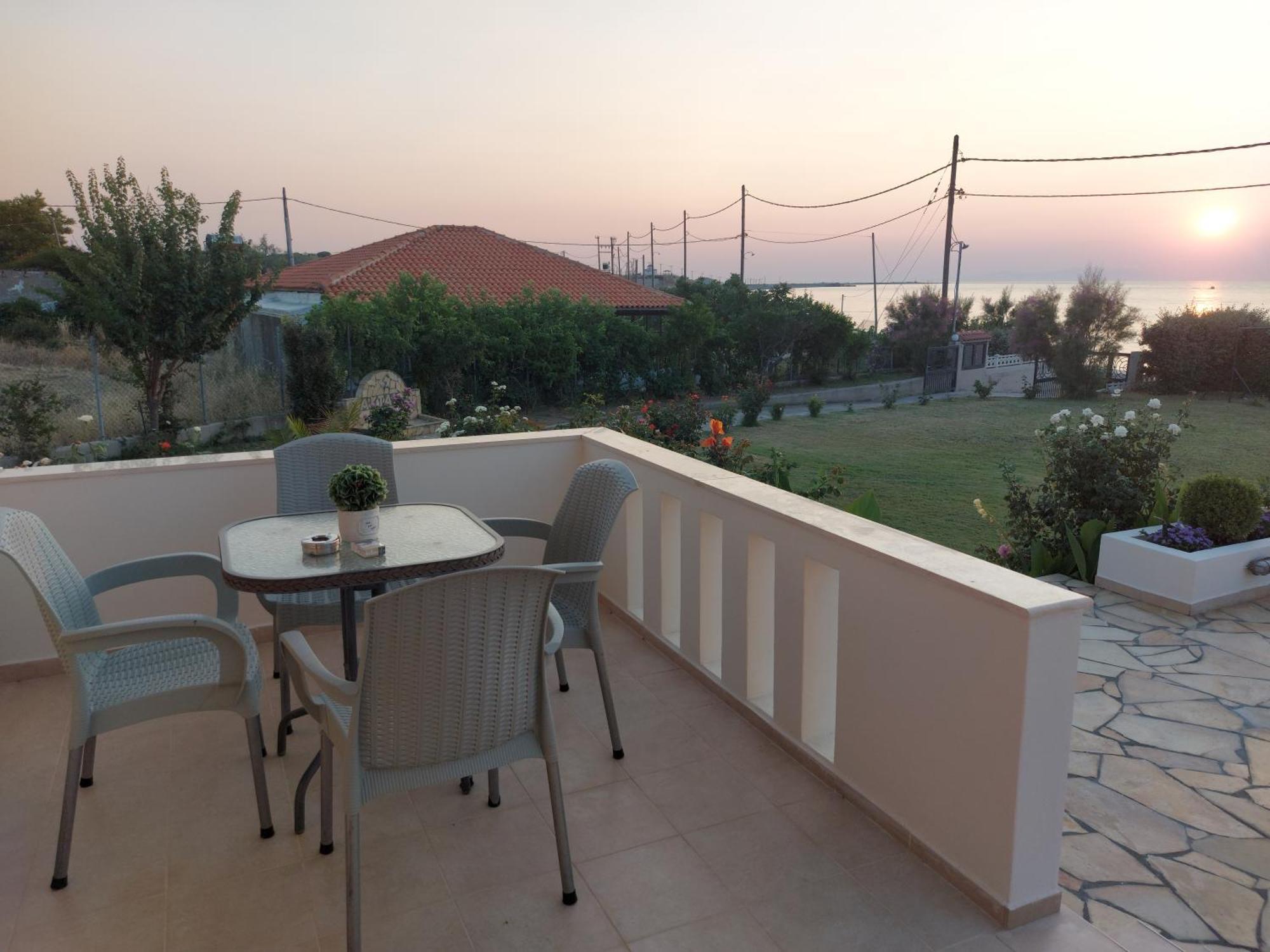 Aktaion Apartments Самотраки Екстериор снимка