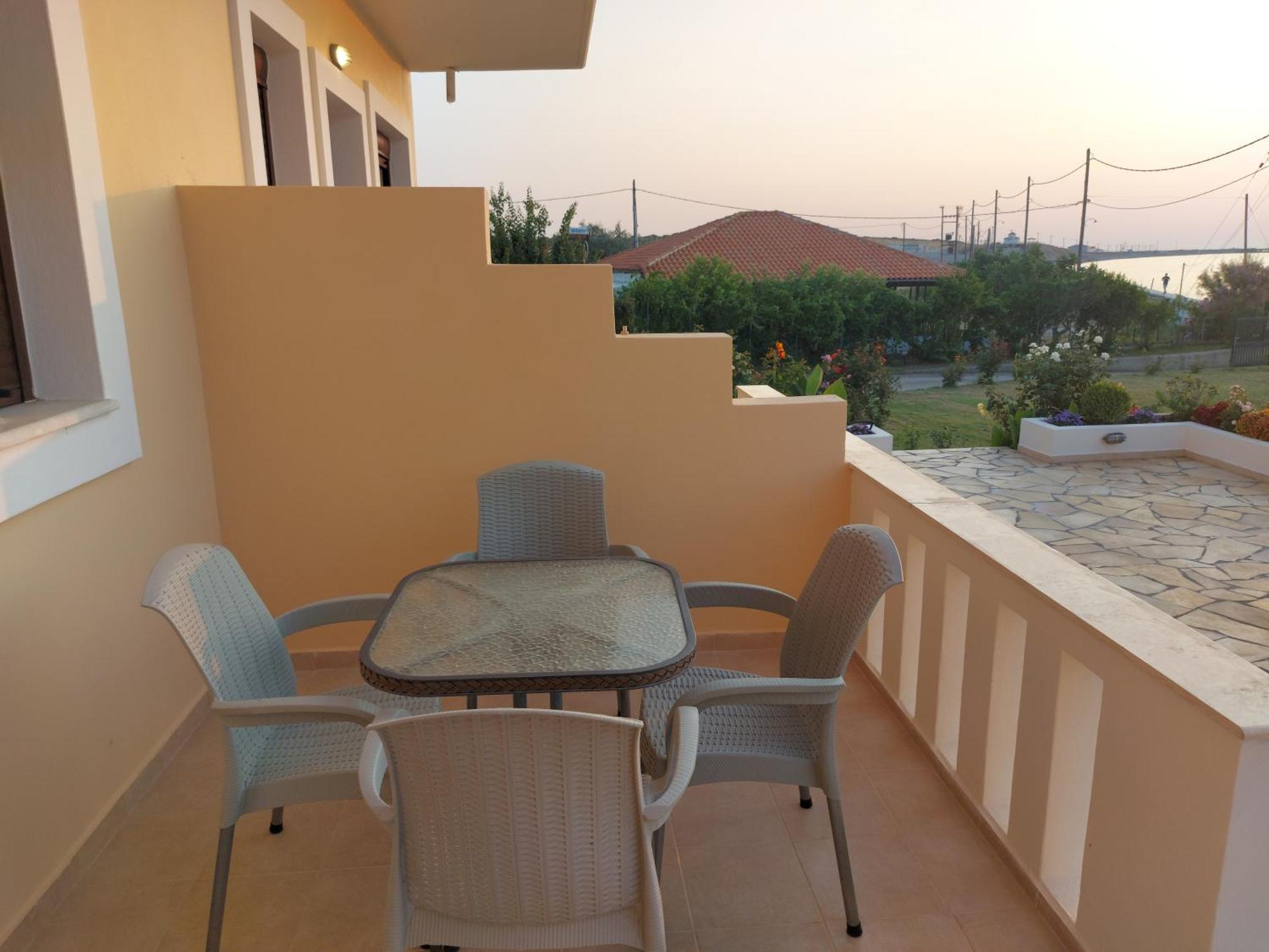 Aktaion Apartments Самотраки Екстериор снимка