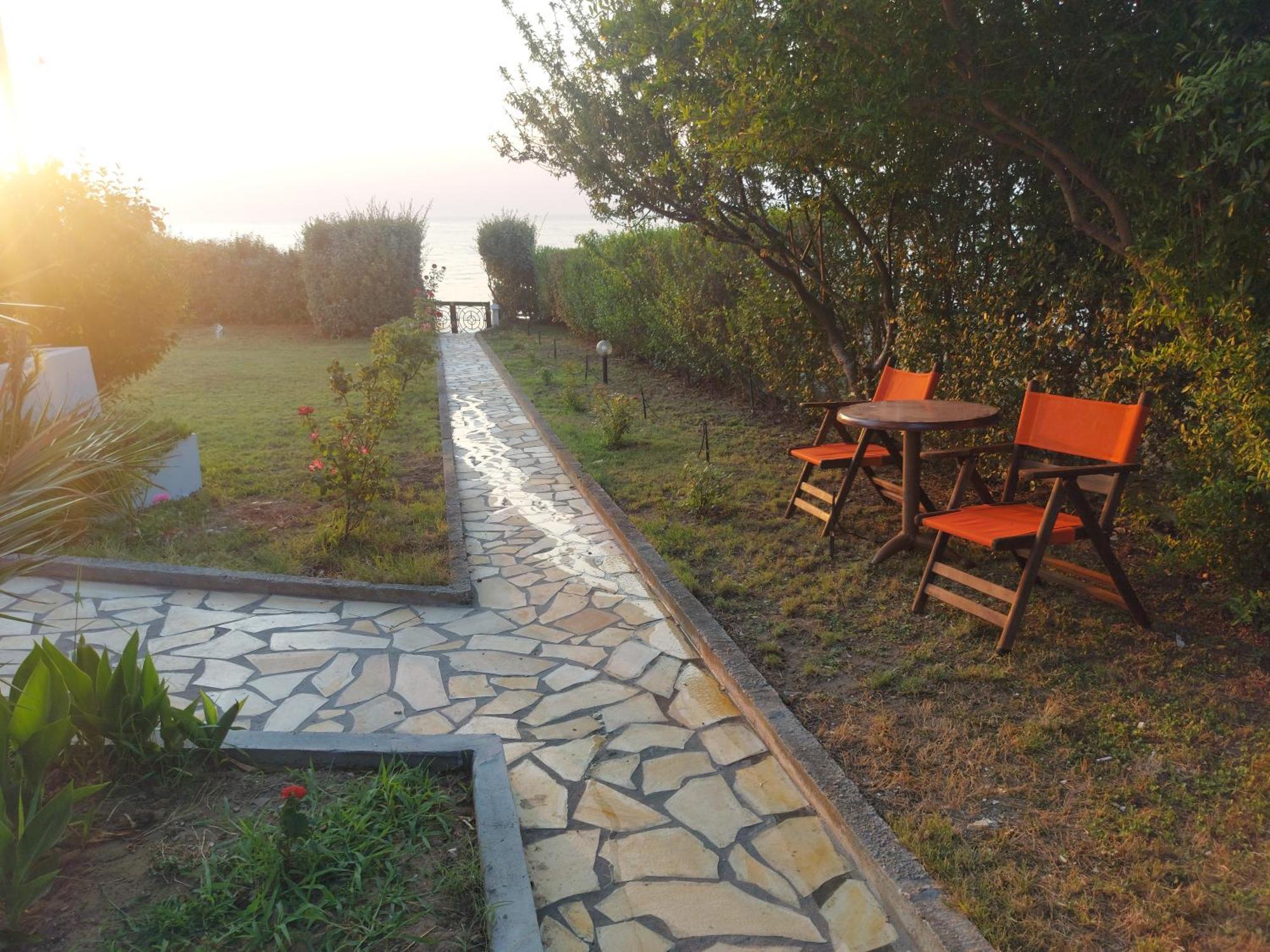 Aktaion Apartments Самотраки Екстериор снимка