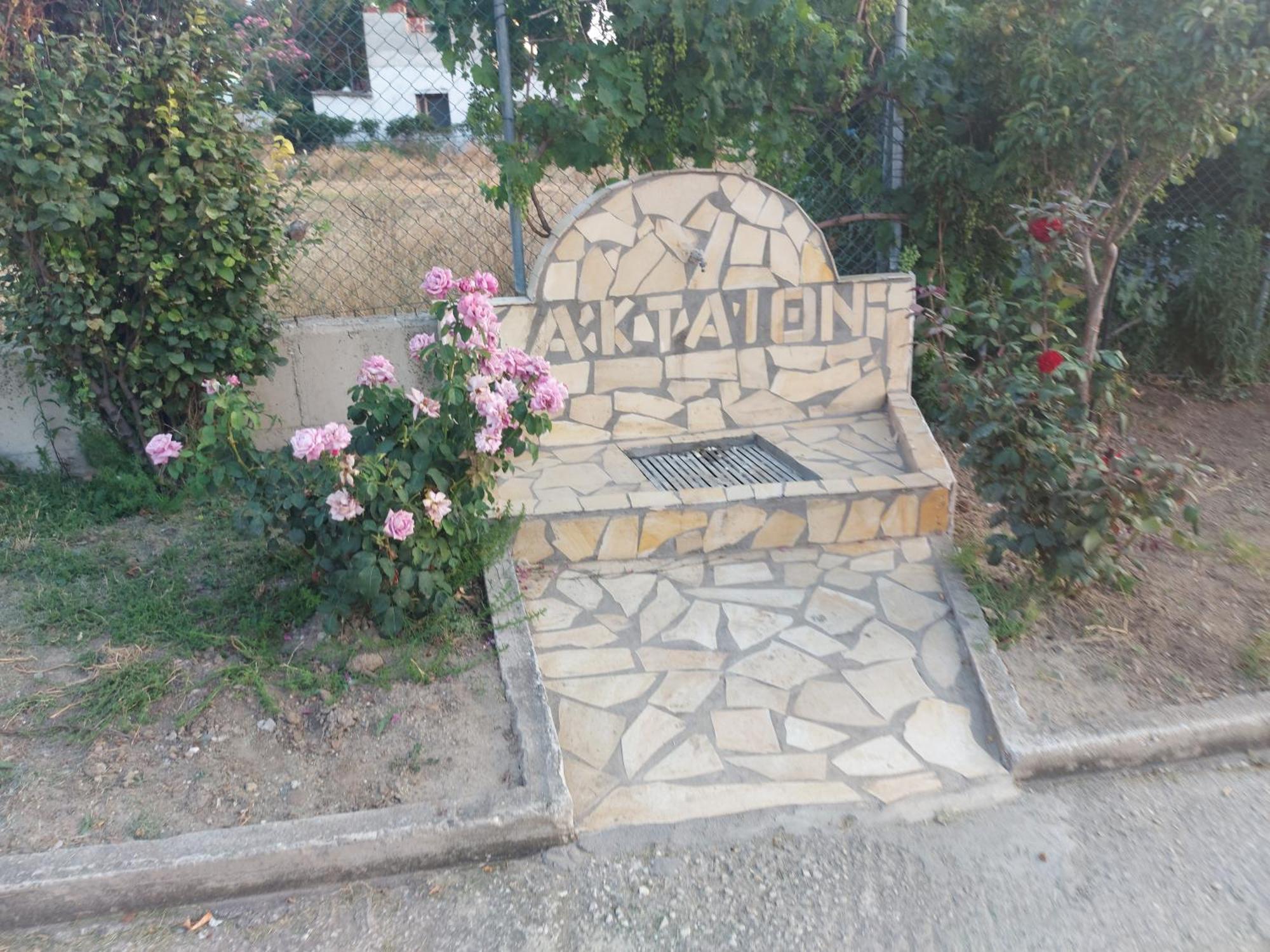 Aktaion Apartments Самотраки Екстериор снимка